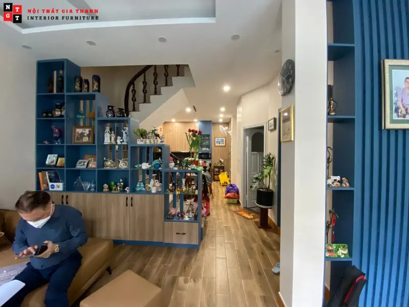 Kệ trang trí tầng 2